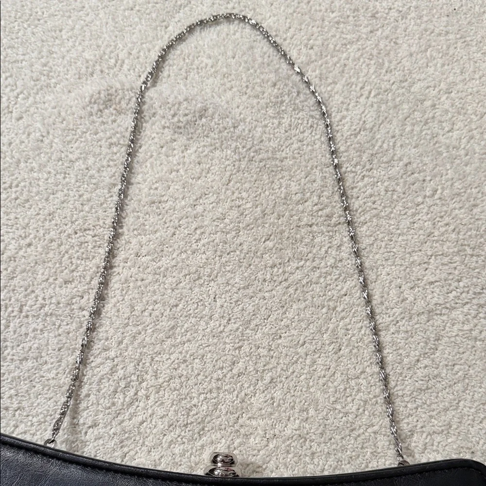 Elegant Black Clutch with Silver Chain - Picture 2 of 4